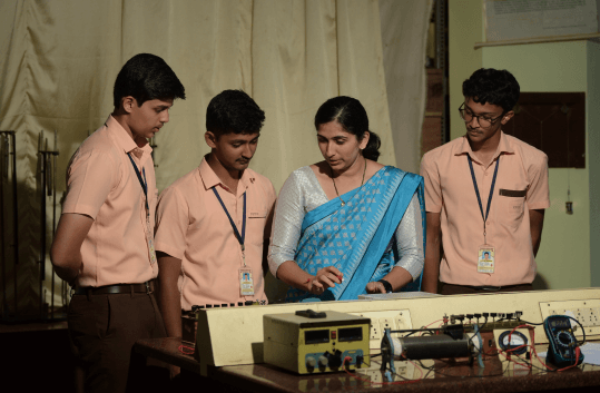 Electronics lab image 1